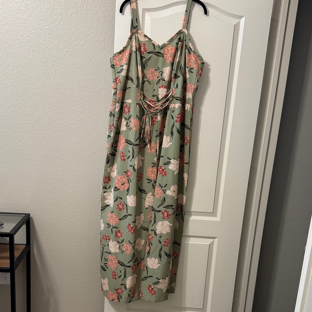 Fashion Nova 2X Green Floral Jumpsuit